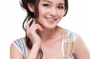 娱乐吃瓜酱大s,娱乐界的“吃瓜酱”，揭秘明星背后的故事